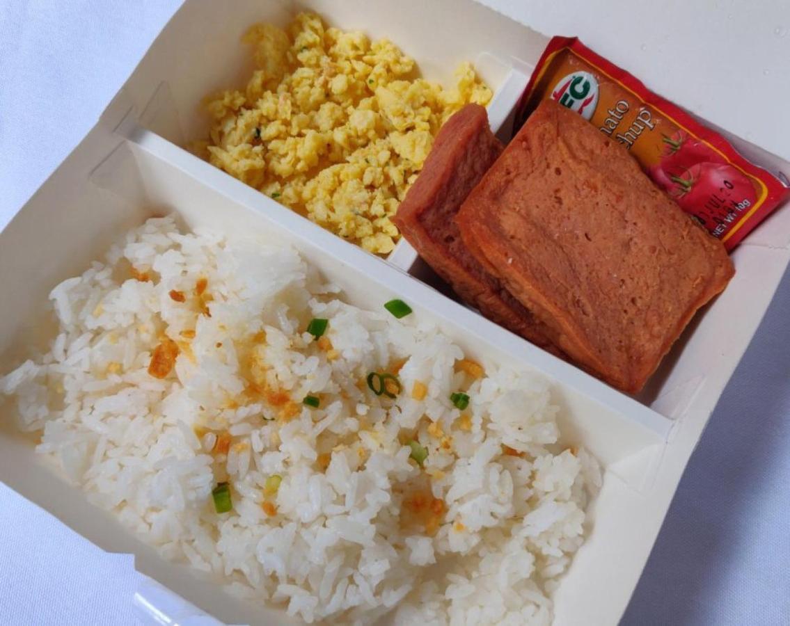 Reddoorz Near Naia Terminal 1 Hotel Paranaque City Ngoại thất bức ảnh