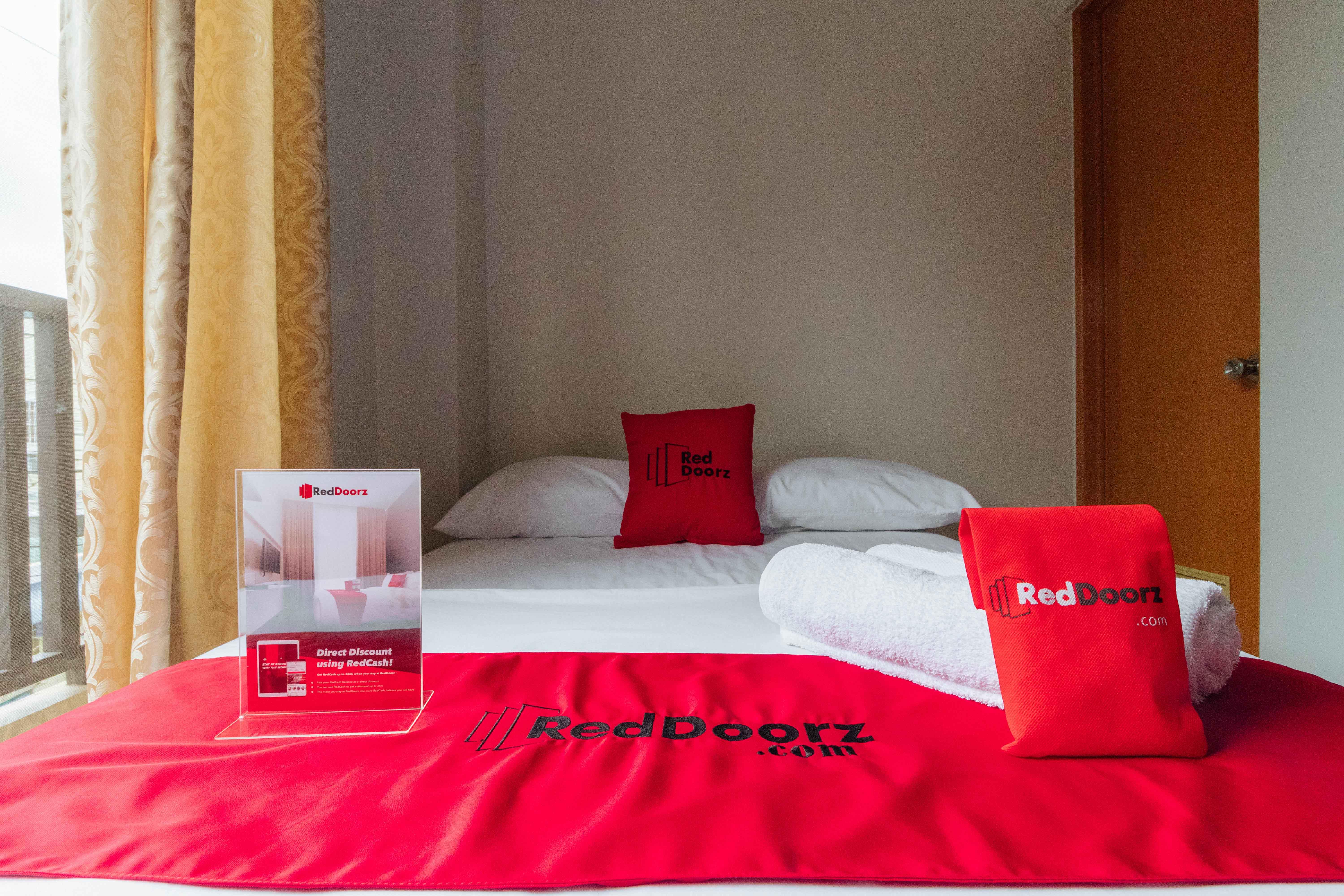 Reddoorz Near Naia Terminal 1 Hotel Paranaque City Ngoại thất bức ảnh