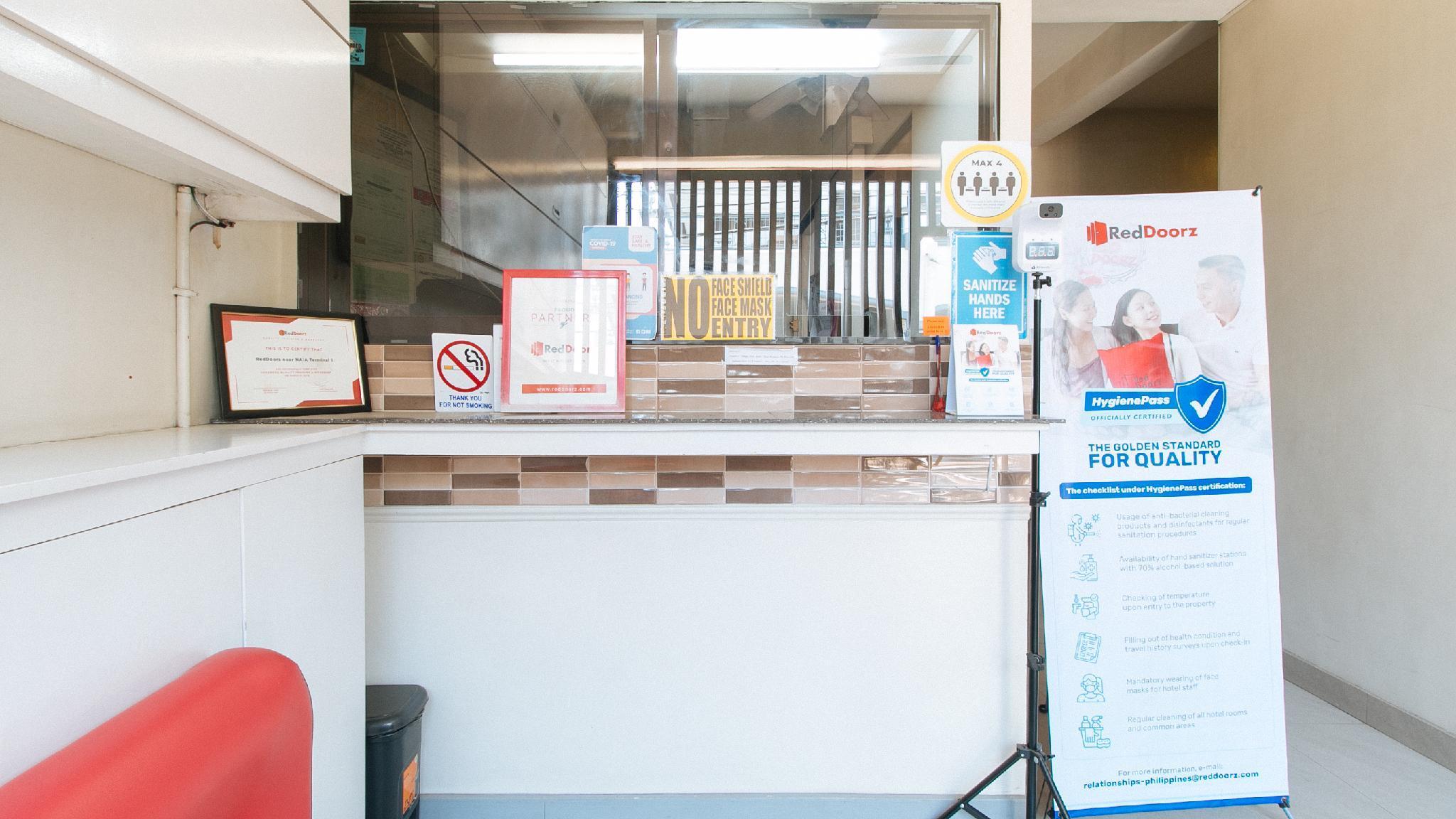 Reddoorz Near Naia Terminal 1 Hotel Paranaque City Ngoại thất bức ảnh