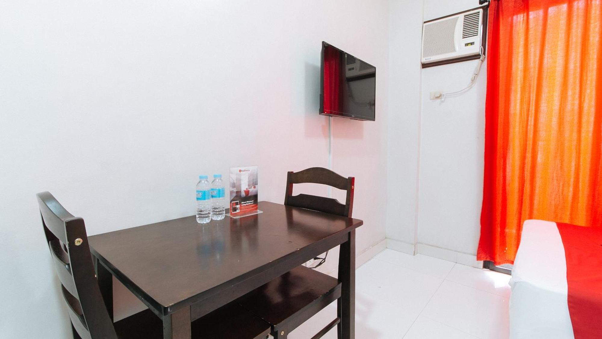 Reddoorz Near Naia Terminal 1 Hotel Paranaque City Ngoại thất bức ảnh