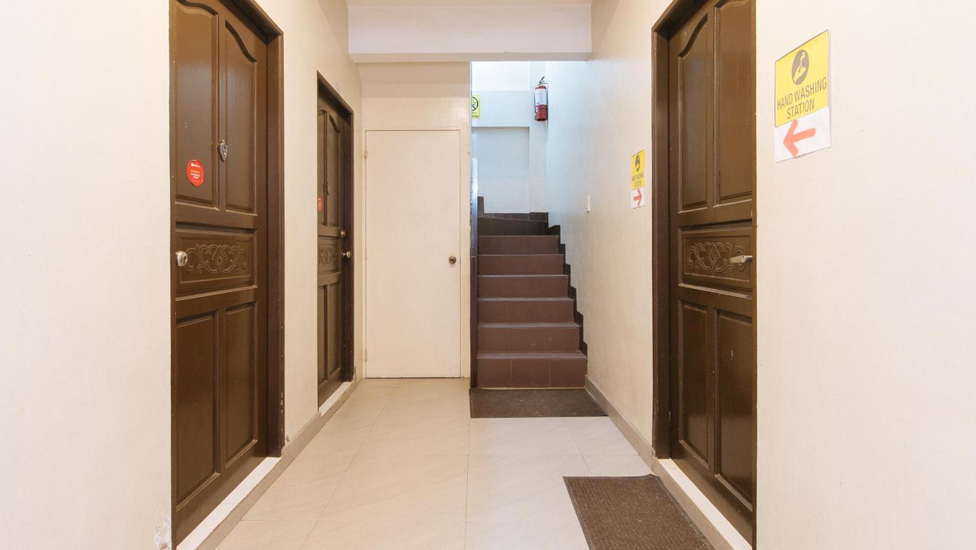 Reddoorz Near Naia Terminal 1 Hotel Paranaque City Ngoại thất bức ảnh