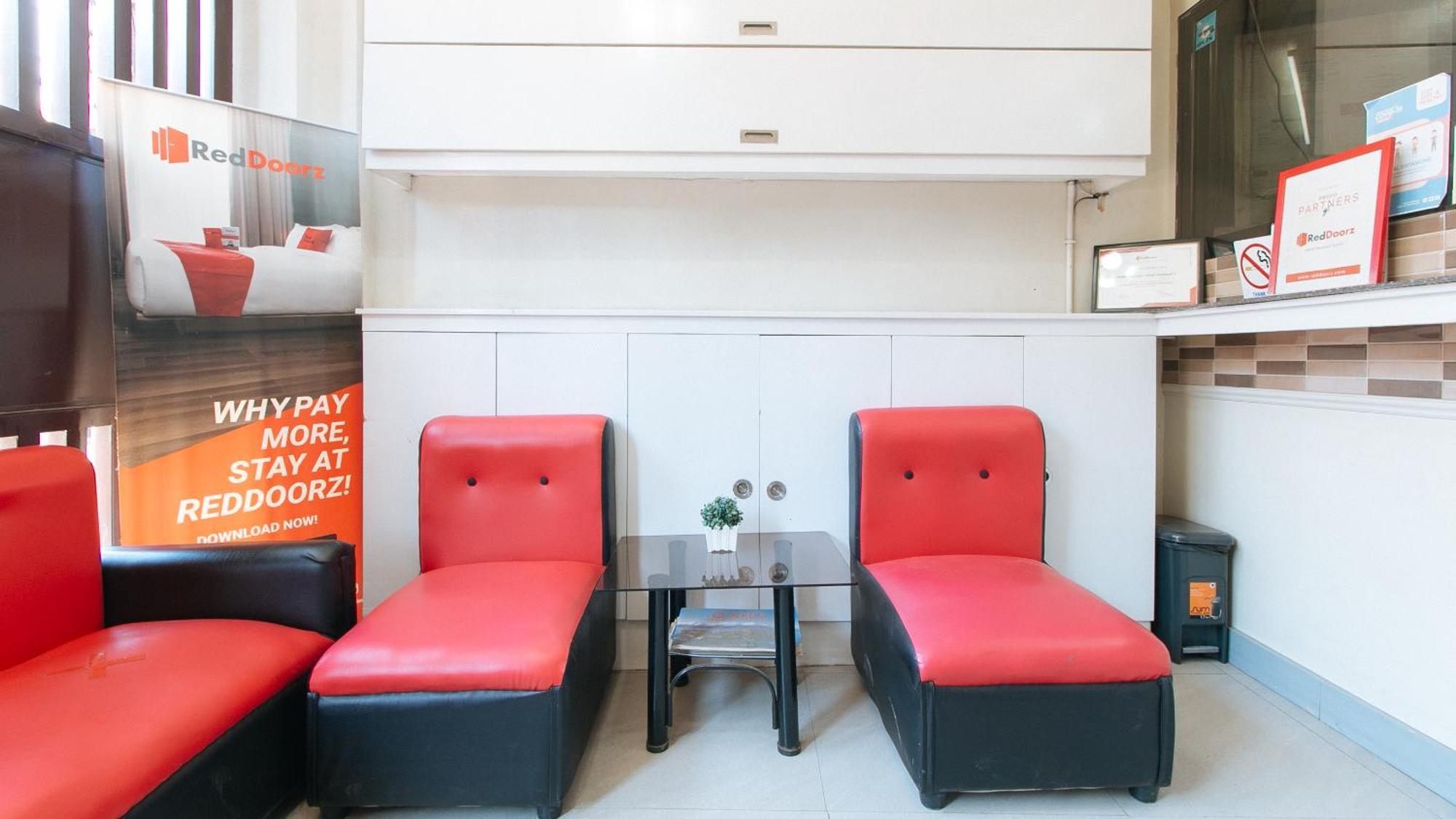 Reddoorz Near Naia Terminal 1 Hotel Paranaque City Ngoại thất bức ảnh
